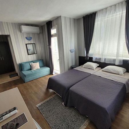 Guest House Taligarov Pomorie Eksteriør bilde