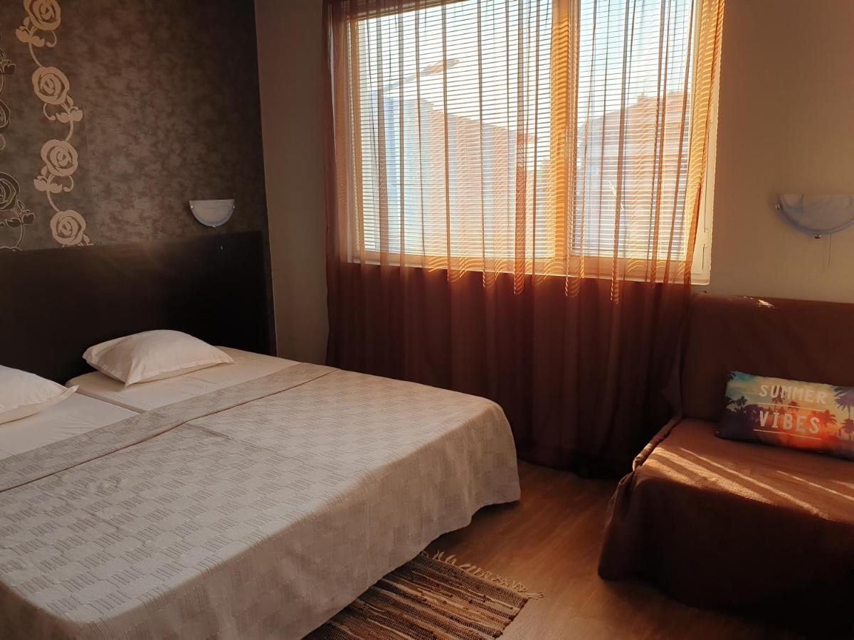 Guest House Taligarov Pomorie Eksteriør bilde