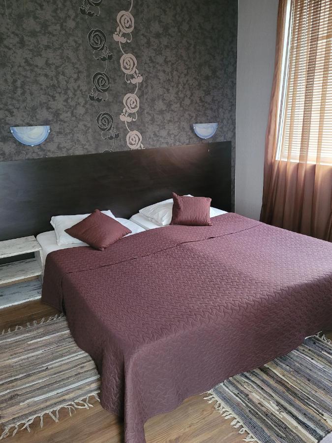 Guest House Taligarov Pomorie Eksteriør bilde